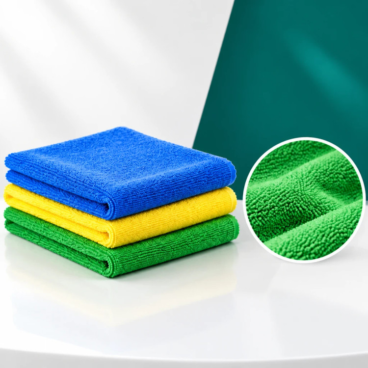 کاربرد دستمال میکروفایبر دو رو برای شیشه و استیل